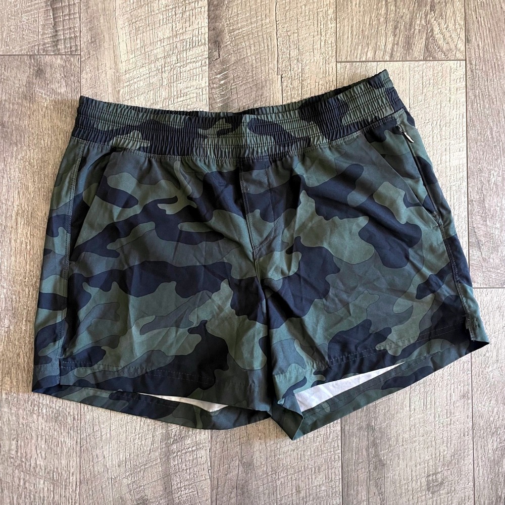 Old Navy Active StretchTech Camo Athletic Shorts Green Camouflage Small